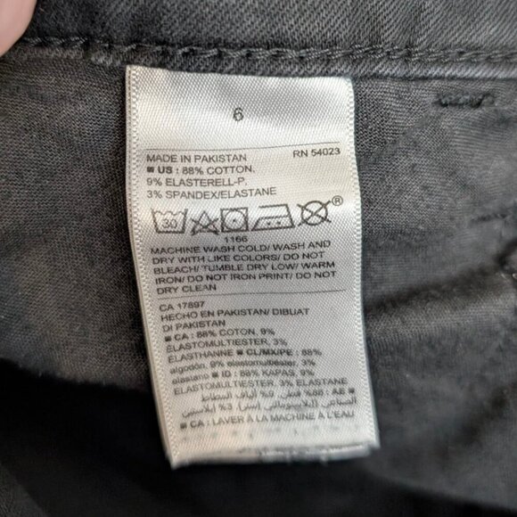 2 Pairs of Old Navy Black Rockstar Super Skinny Jeans (size 6) - Picture 10 of 12